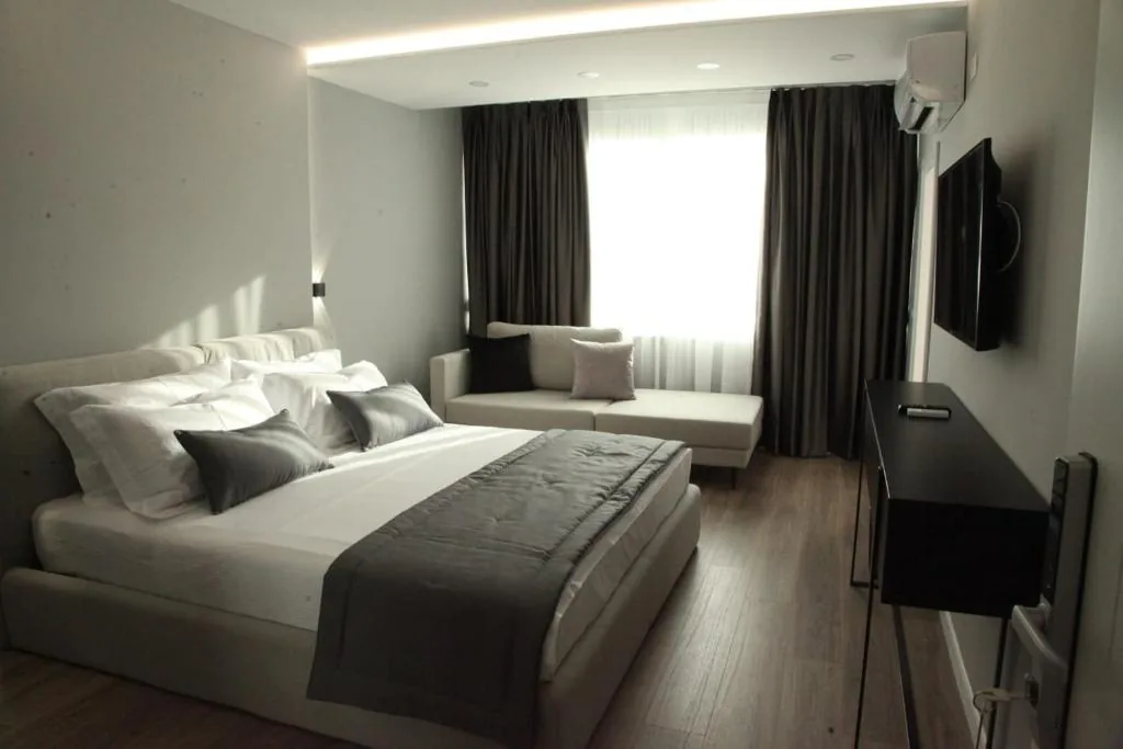 L’Hotel Tirana — photo 9
